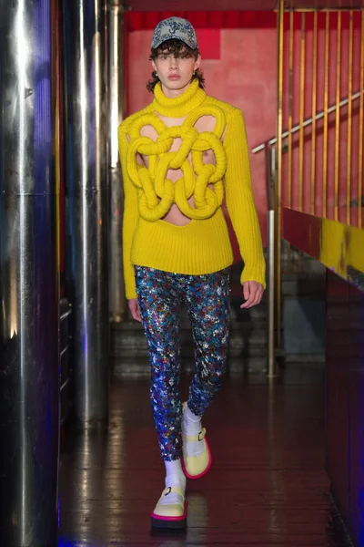 Look 22